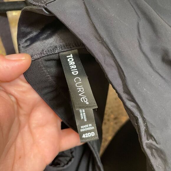 Torrid Curve Rich Black Perfect T-Shirt Bra 42DD - Picture 8 of 10